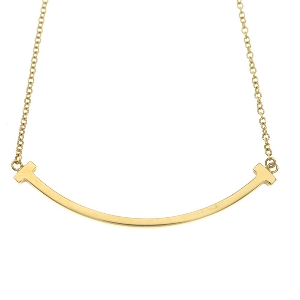Tiffany & Co T Smile Small Necklace 18k YG Yellow Gold Pendant — view 3