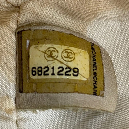 Chanel Tote New Travel Beige CC Logo Business — view 5