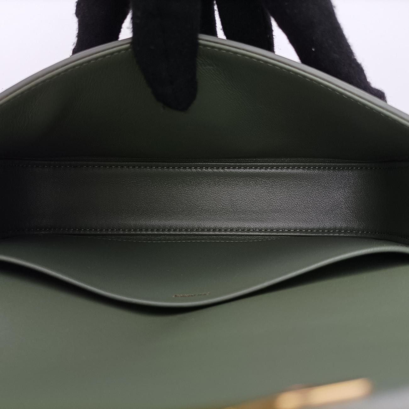 Celine Claude Triomphe Green Leather Messenger Bag — view 9