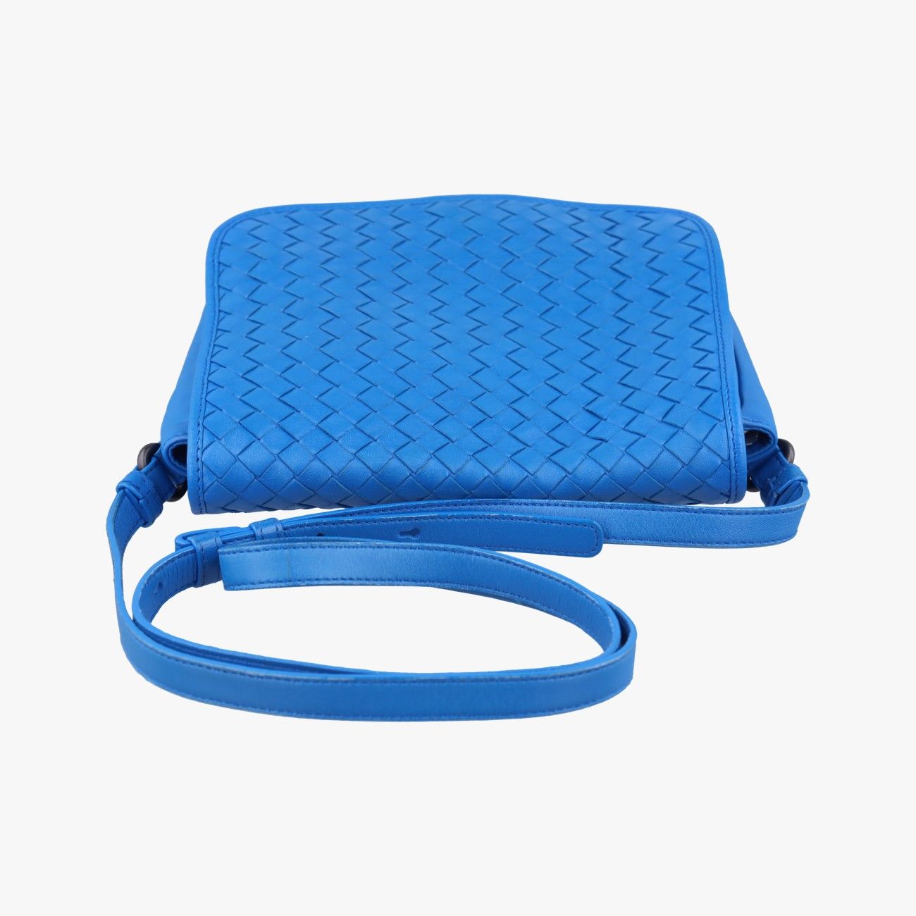 Bottega Veneta Intrecciato Blue Lambskin Messenger Bag — view 8