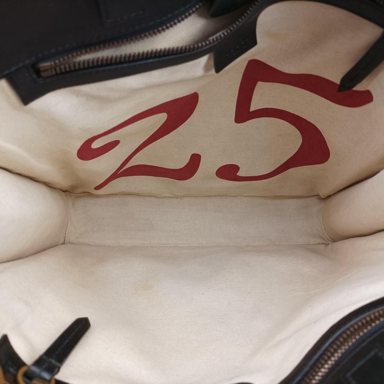 Gucci GG Supreme Beige Black Canvas Leather Messenger Bag — view 9