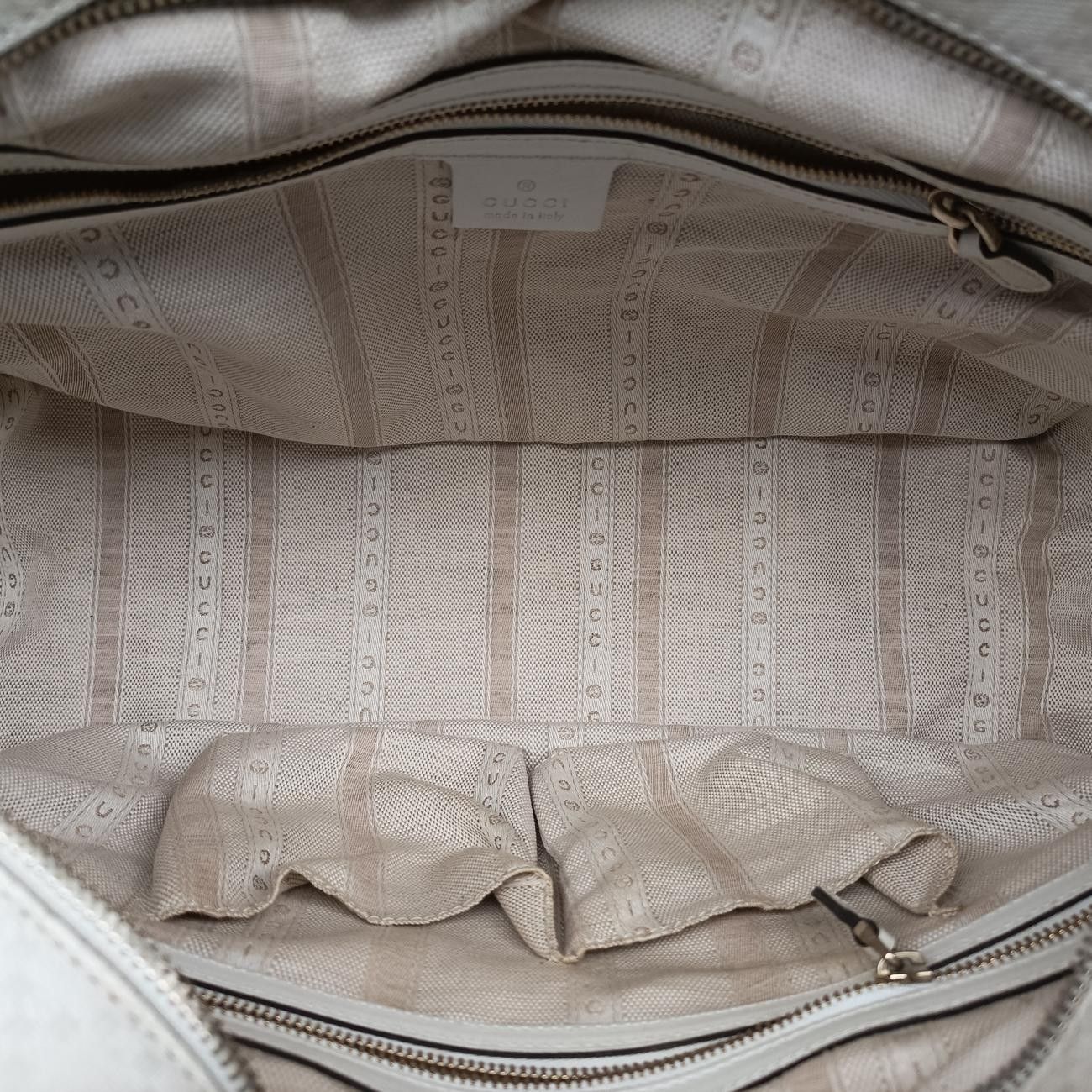 Gucci Bright Diamante White Leather Messenger Bag — view 9