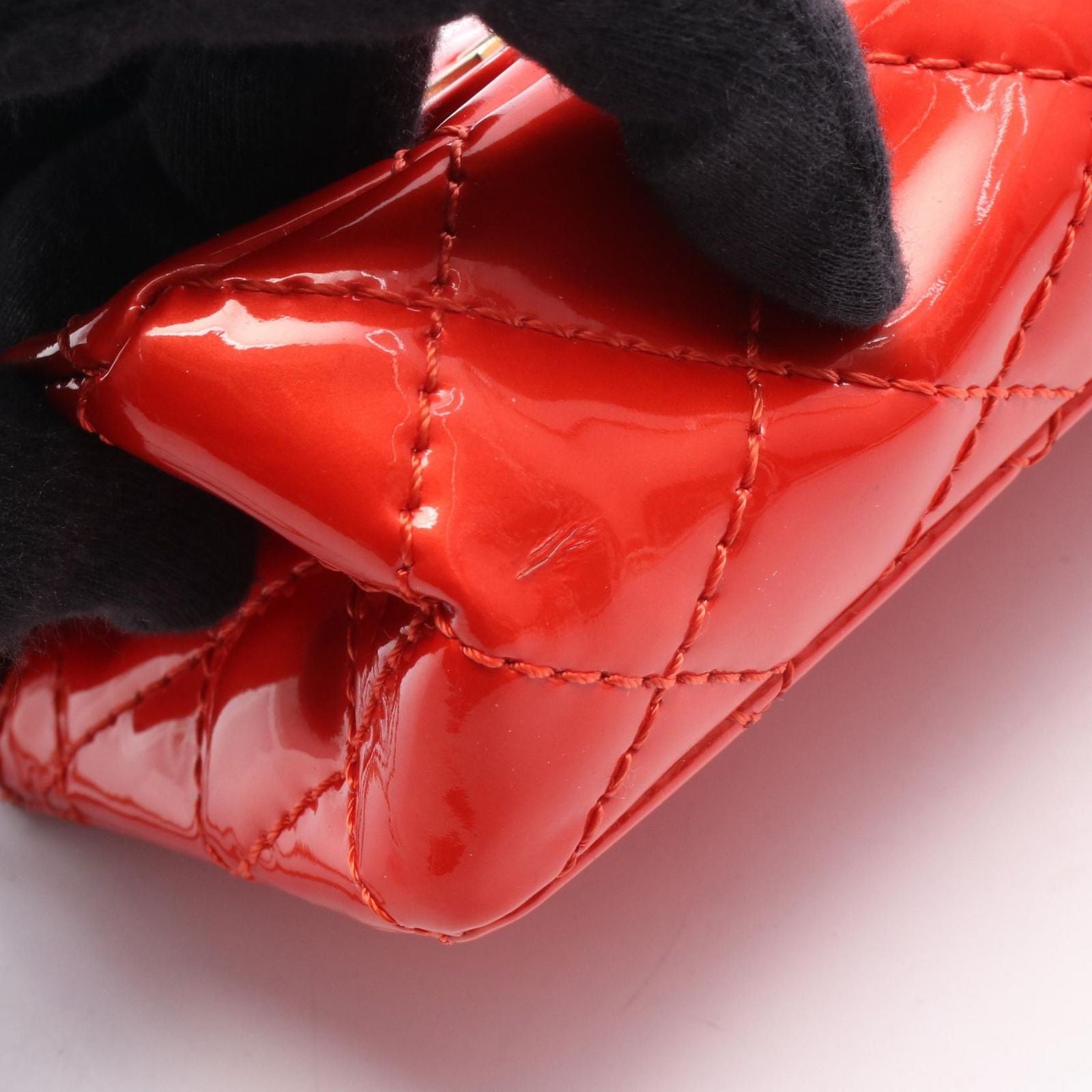 Chanel Shoulder Bag 2.55 Quilted Clutch Red Patent Leather Chain — view 7