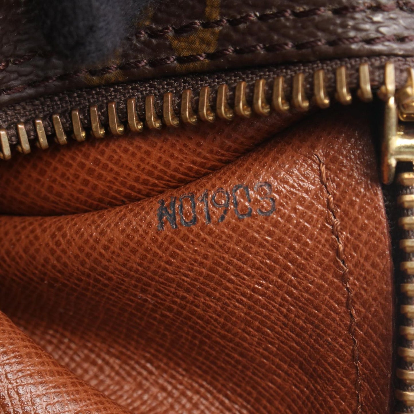 Louis Vuitton Handbag Papillon 26 Vintage — view 5