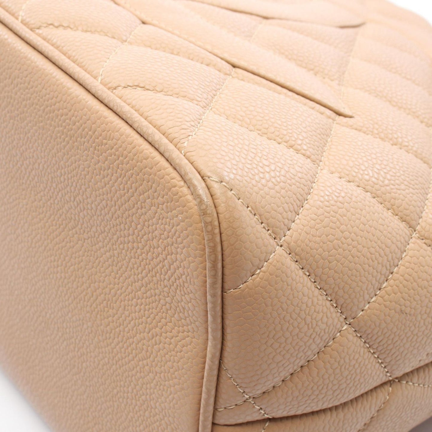Chanel Tote Medallion Beige Caviar Leather — view 8