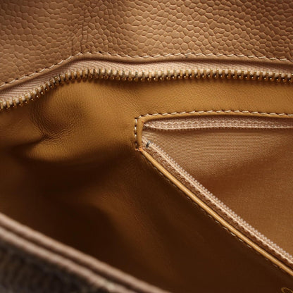 Chanel Tote Medallion Beige Caviar Leather — view 6