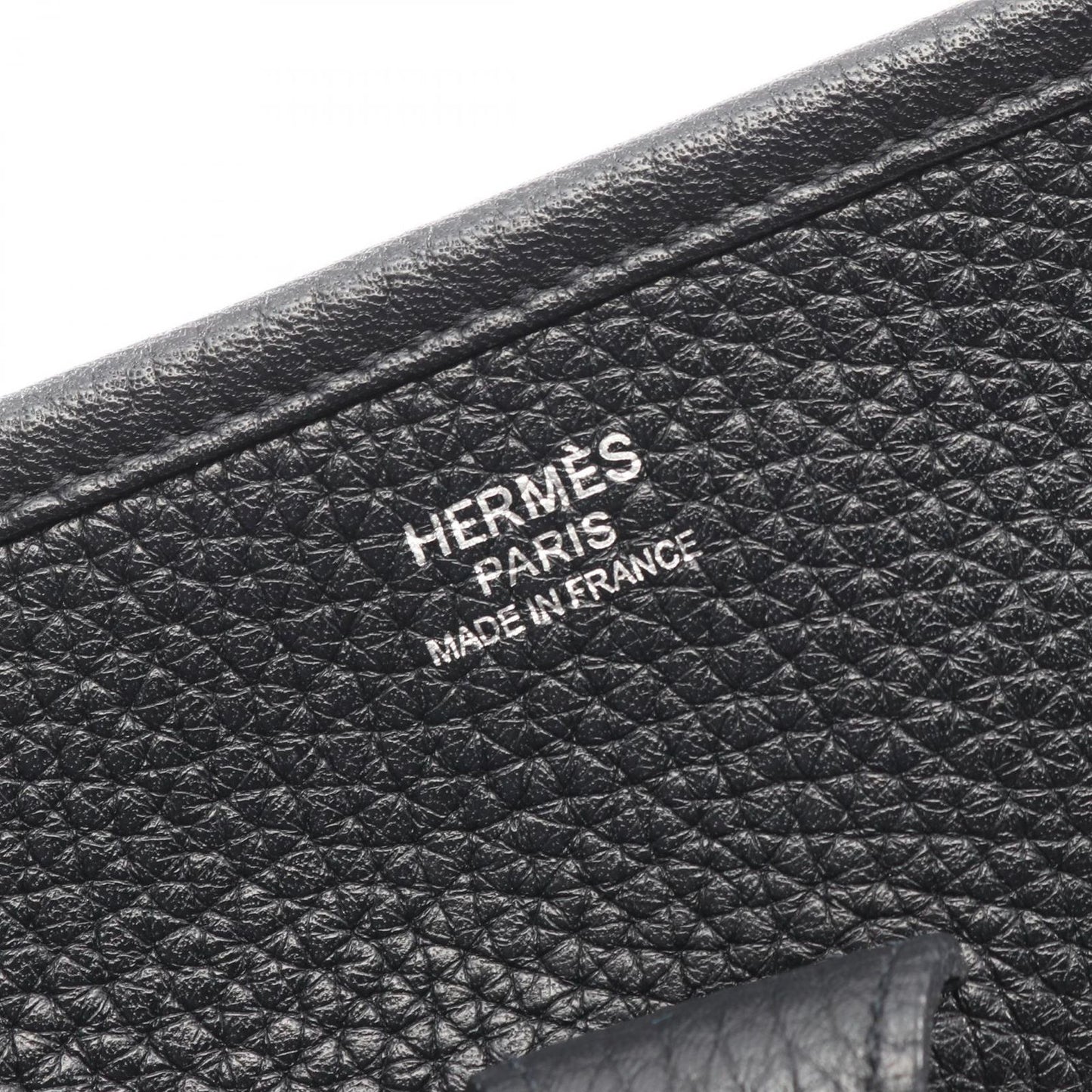 Hermes Shoulder Bag Evelyne 3 Trois PM Black Leather — view 4