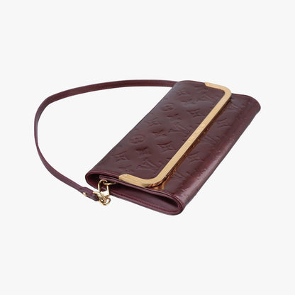 Louis Vuitton Clutch Anna Amarante Vernis — view 5