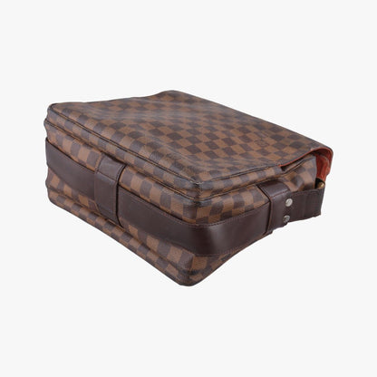 Louis Vuitton Naviglio Ebene Damier Canvas Messenger Bag — view 6