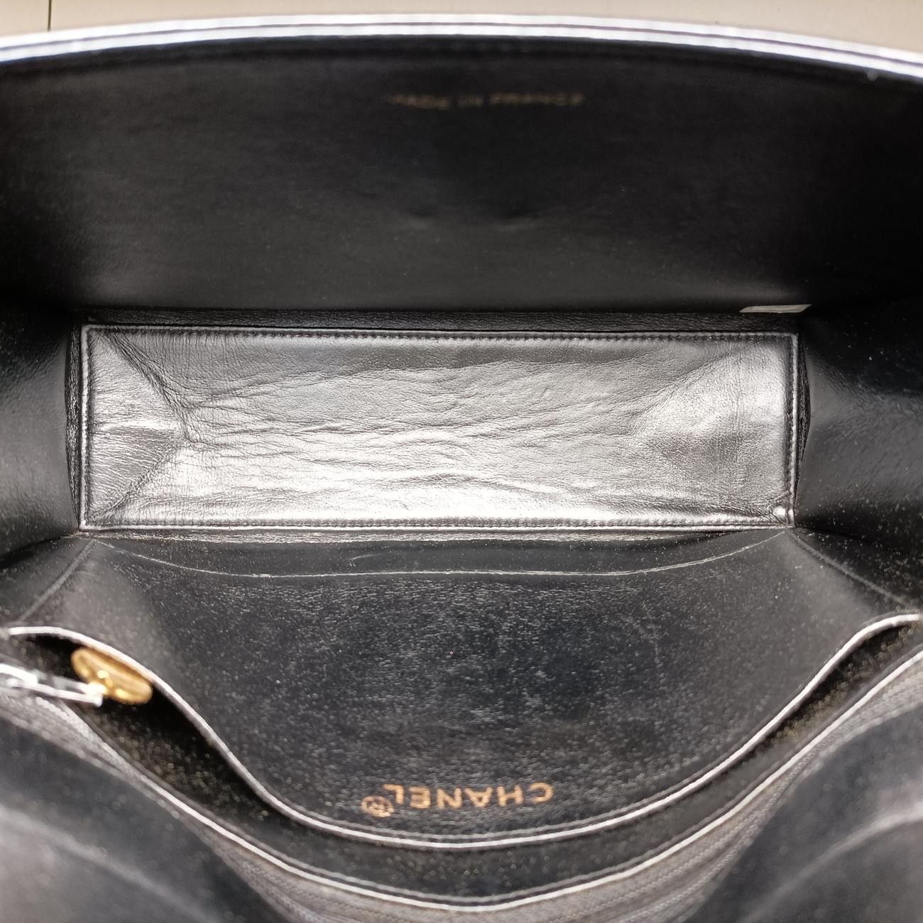 Chanel CC Snake Chain Flap Black Enamel — view 9
