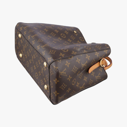 Louis Vuitton Montaigne MM Monogram Brown Canvas Messenger Bag — view 6