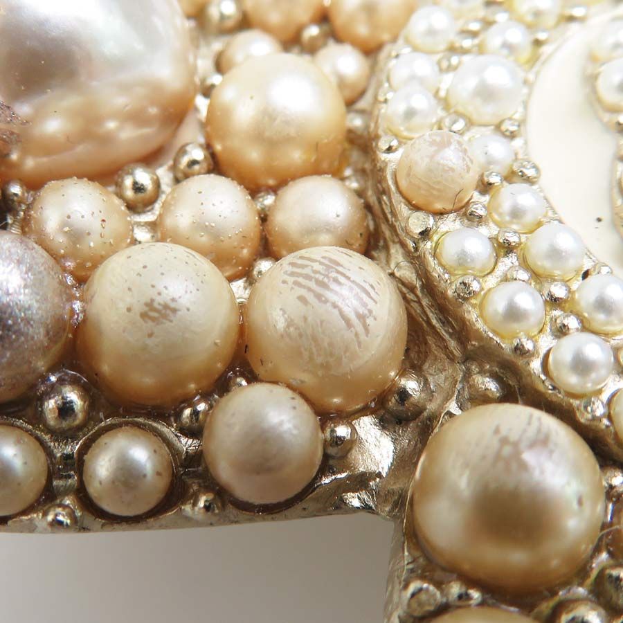 Chanel Brooch Gold — view 5