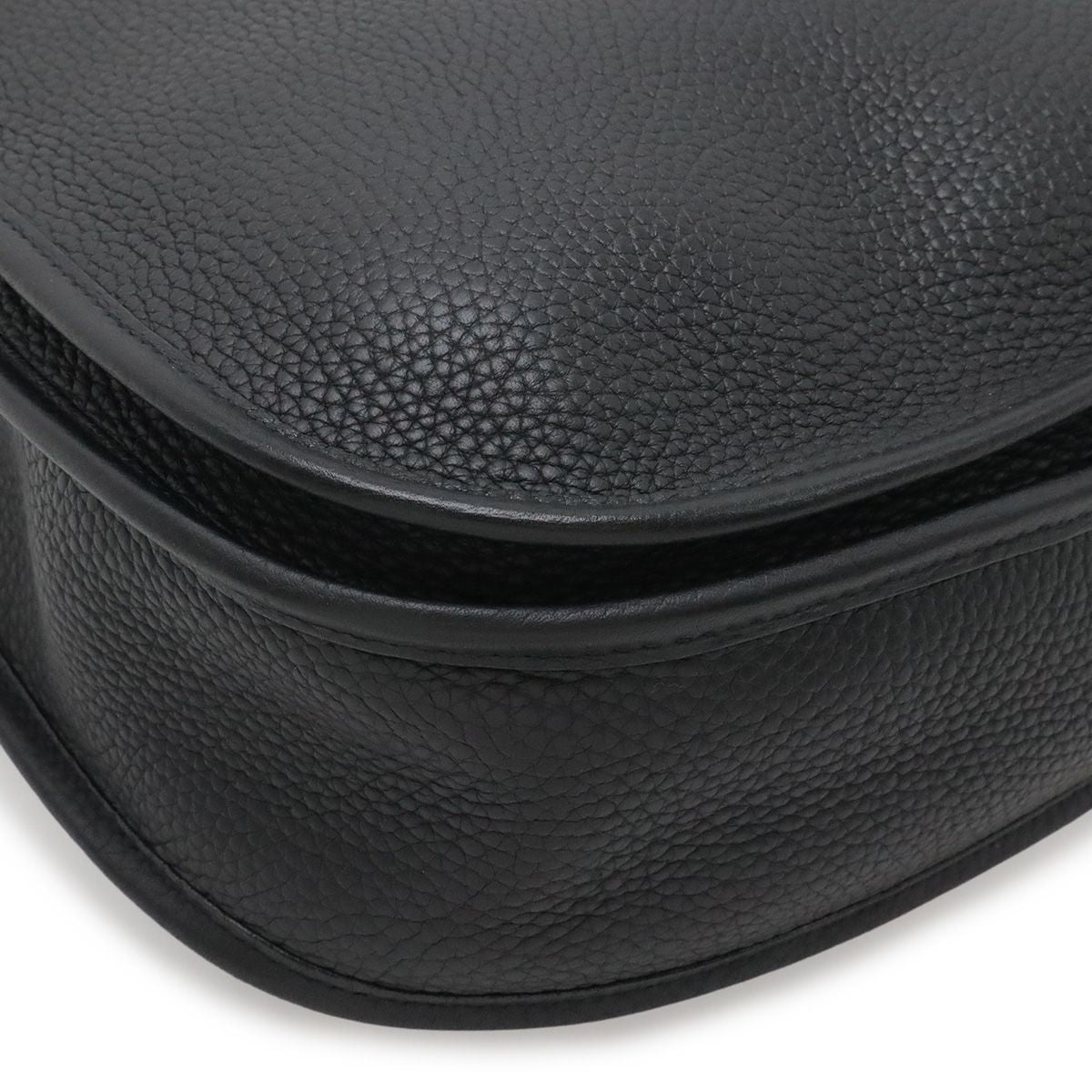 Hermes Evelyne II 2 PM Shoulder Bag Crossbody Taurillon Clemence Leather Black — view 3