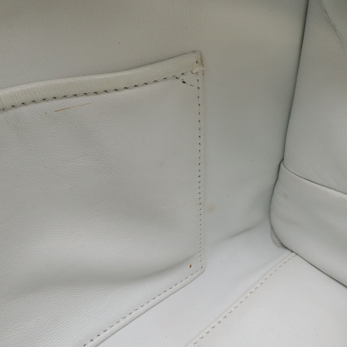 Loewe Amazona 23 Anagram Mini Bag 2-Way Leather Ivory White Gold — view 8