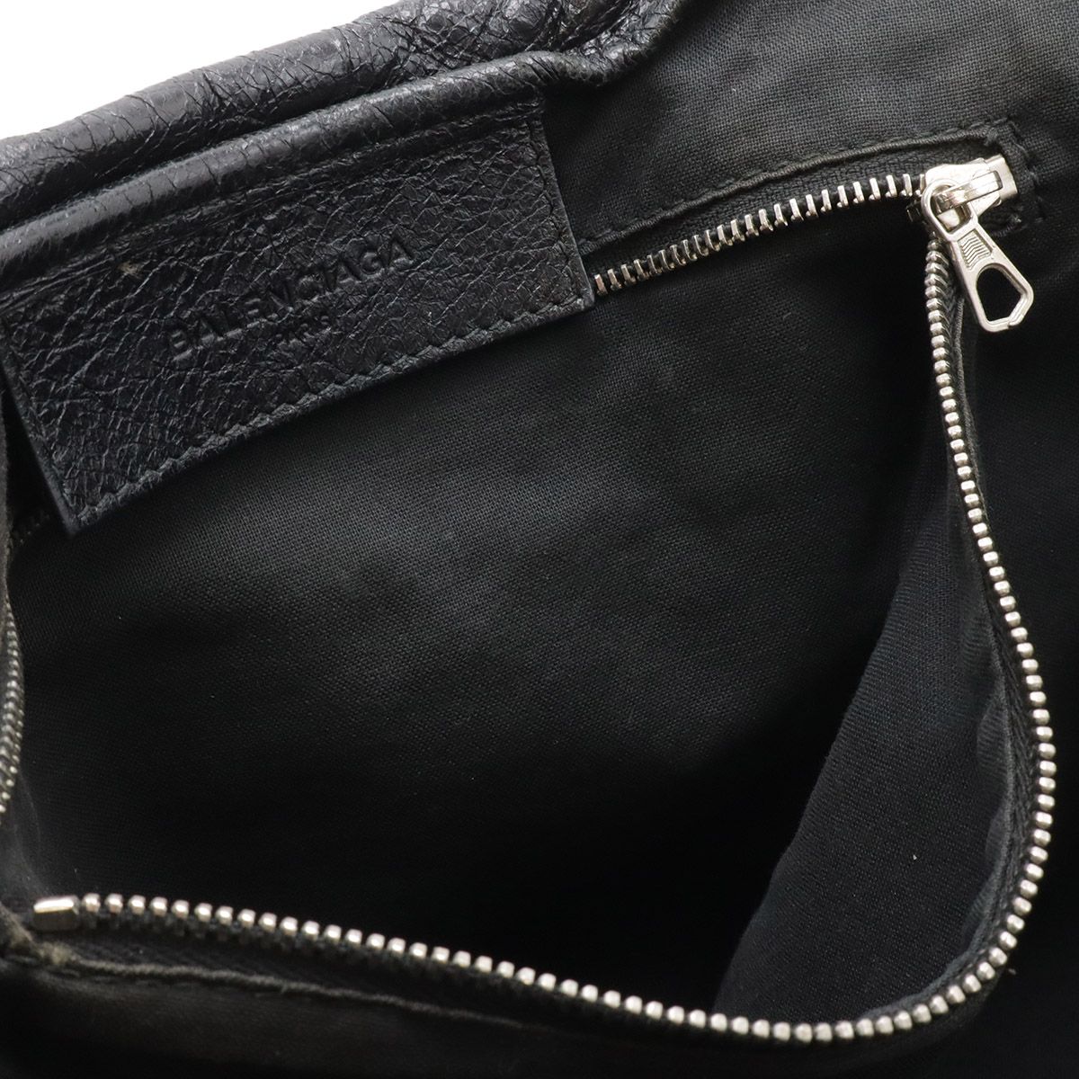 Balenciaga Navy Cabas S Logo Wrinkled Tote Leather Black — view 9