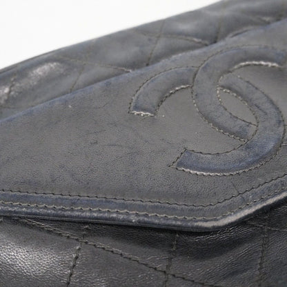 Chanel Shoulder Bag Quilted Lambskin Black Gold — view 9