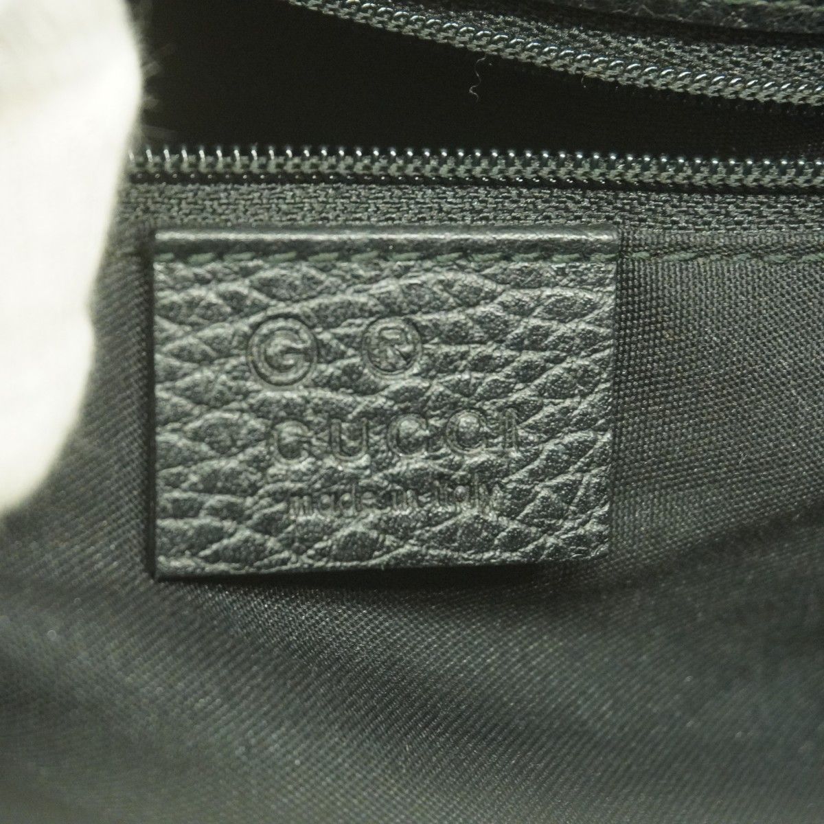 Gucci Shoulder Bag Leather Black Chien Pants Gold — view 5