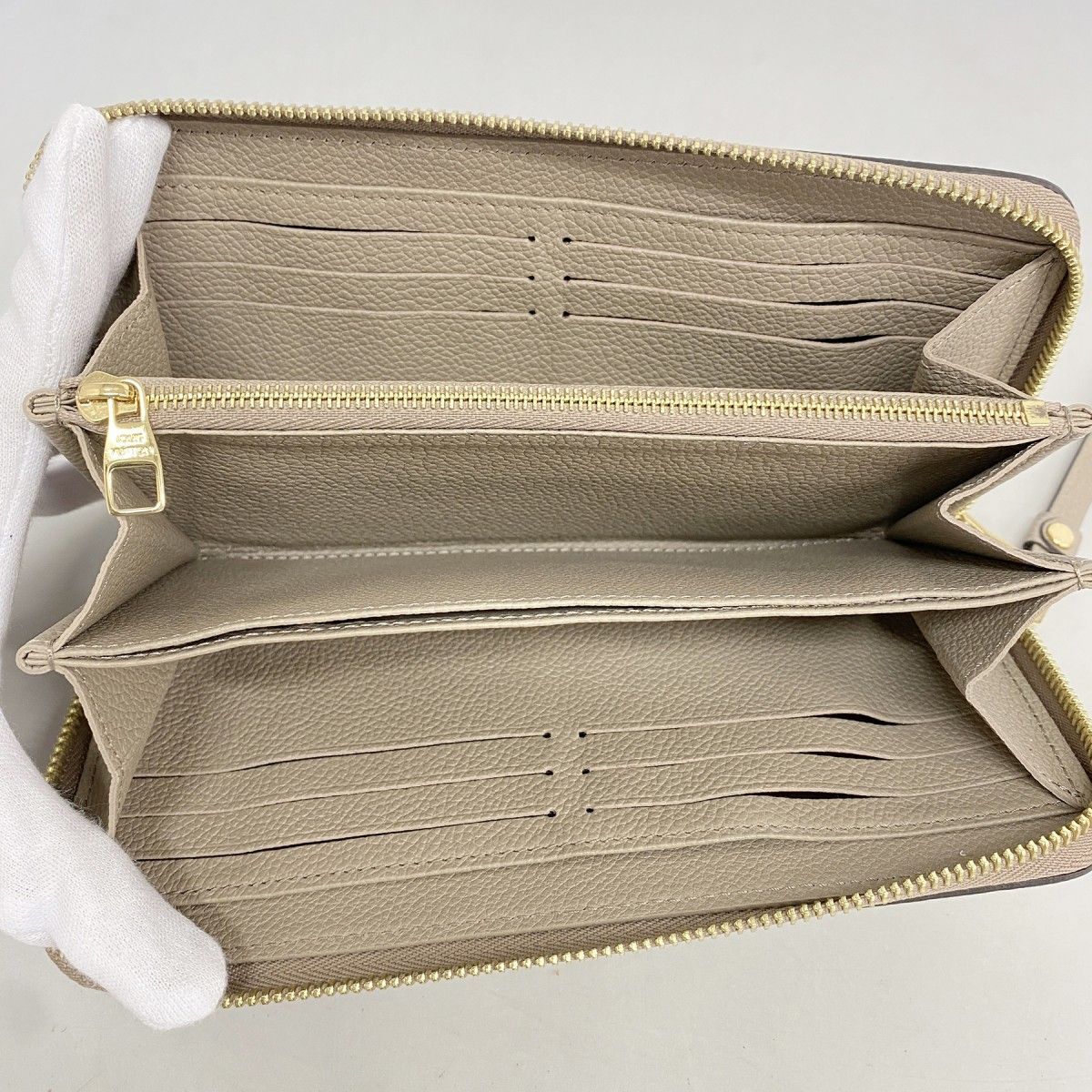 Louis Vuitton Wallet Monogram Empreinte Bicolor Zippy Tourtler Cles Mredi's — view 3