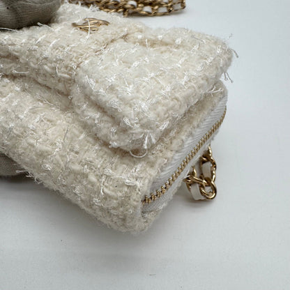 Chanel Mini Chain Wallet Coin Case Ribbon Tweed White CC Logo Gold — view 6