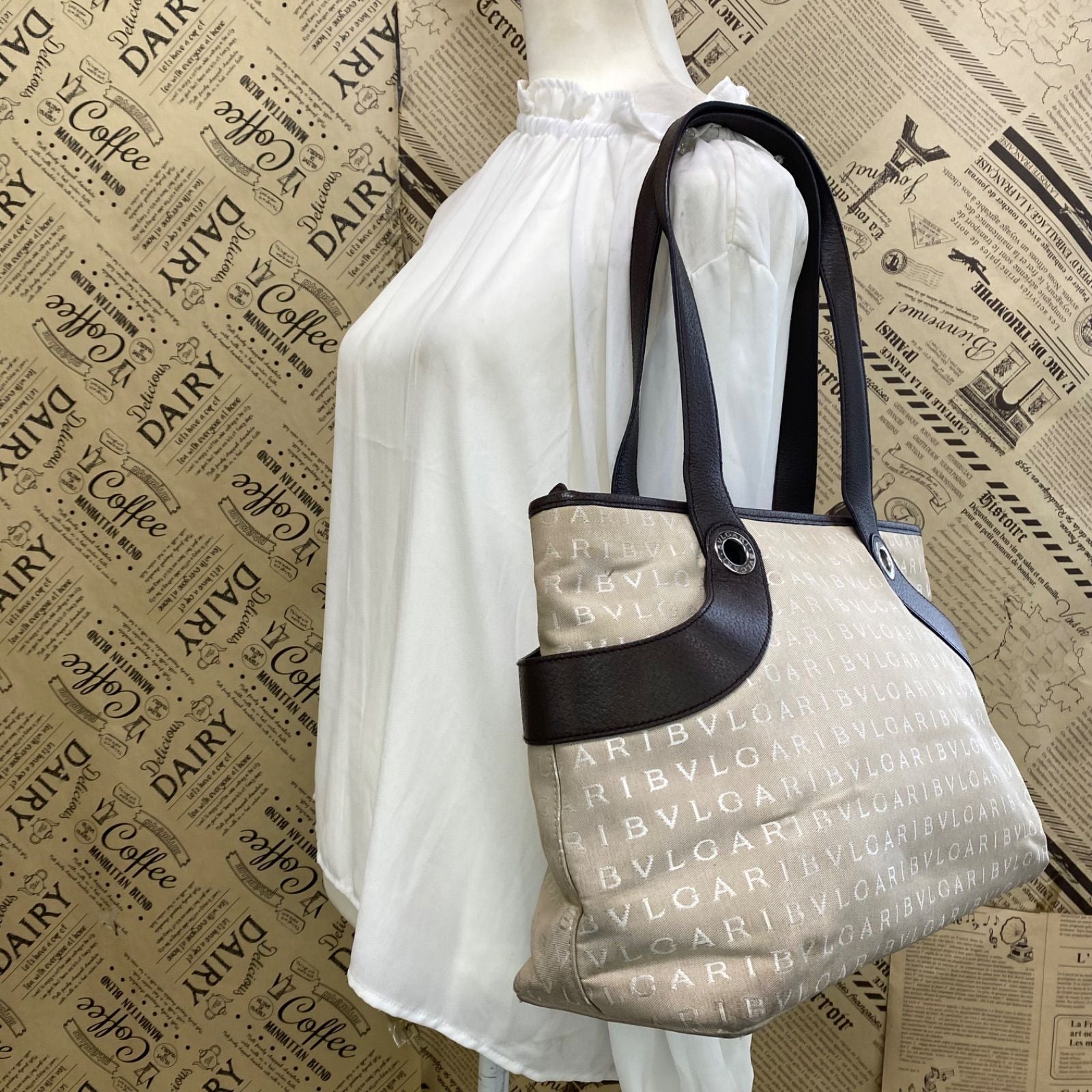 Bvlgari Bulgari Tote Logo Mania Hand Beige Business — view 3