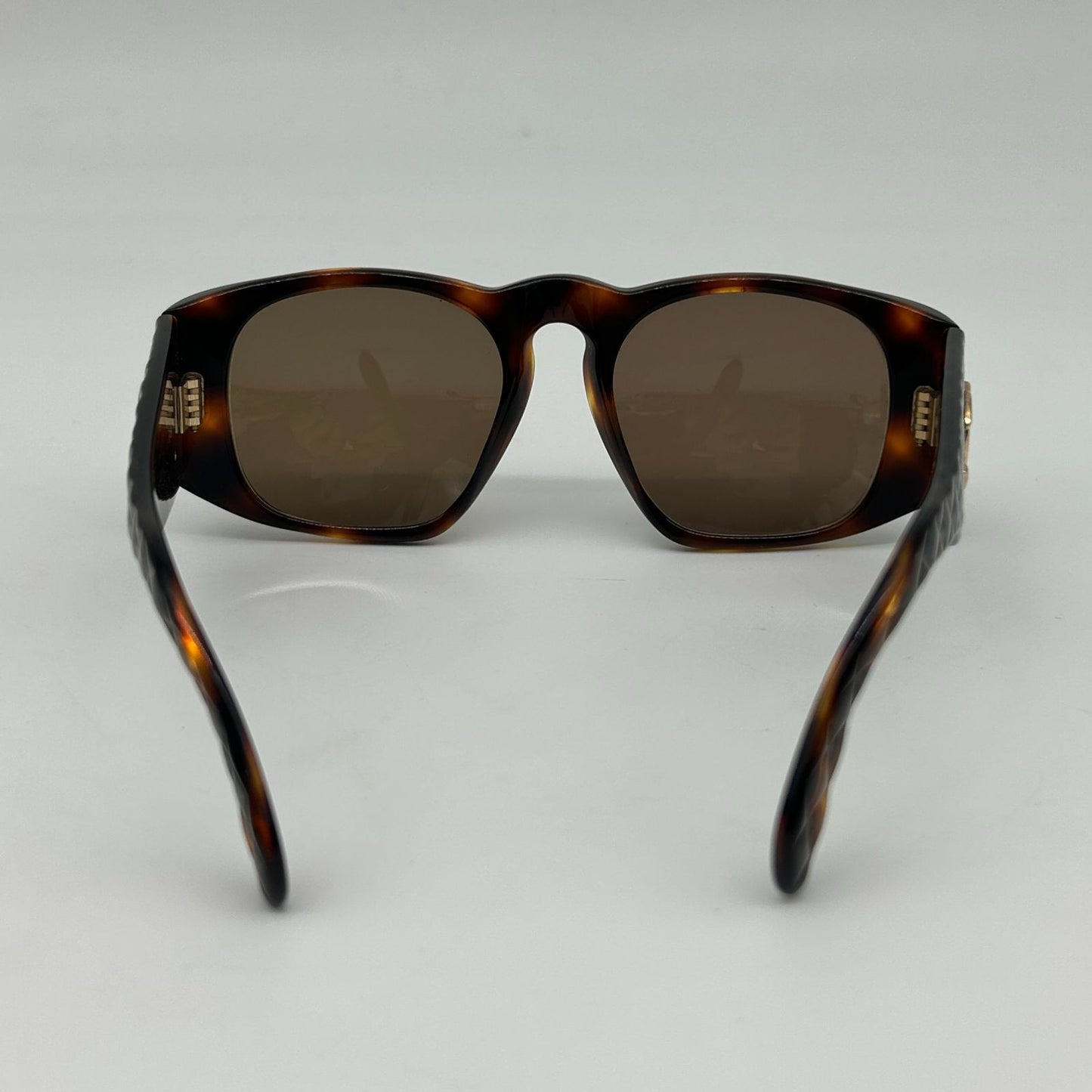 Chanel Vintage Quilted CC Logo Marble Brown Gold Acetate Sunglasses Eyewear — view 5