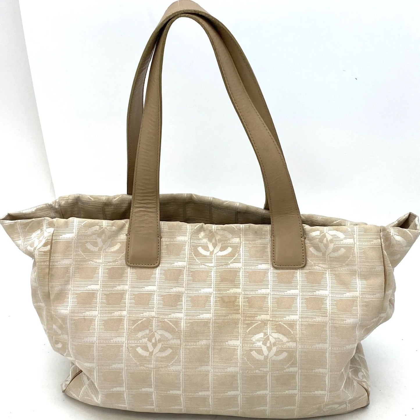 Chanel Tote New Travel Beige CC Logo Business — view 2