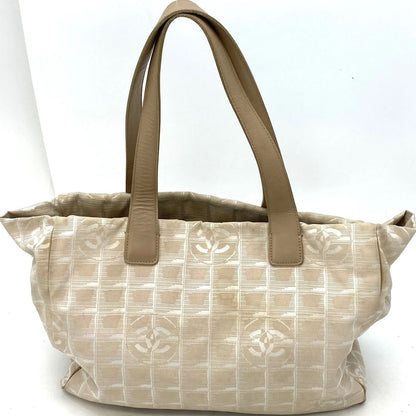 Chanel Tote New Travel Beige CC Logo Business — view 2