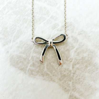 Tiffany & Co Bow Silver Necklace 41 cm — view 4