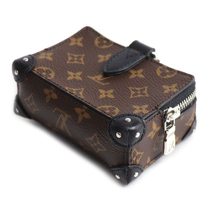 Louis Vuitton Soft Trunk Pouch Monogram Brown — view 2
