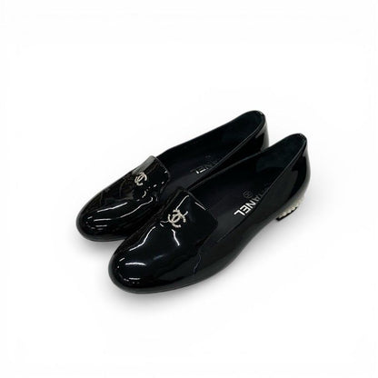 Chanel Loafers Leather Shoes Patent Black Silver CC Logo Pearl Opera Flat