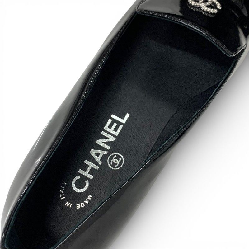 Chanel Loafers Leather Shoes Patent Black Silver CC Logo Pearl Opera Flat — view 7