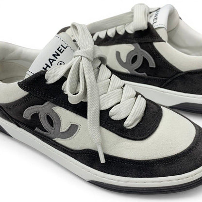 Chanel Sneakers Shoes Suede Gray CC Logo — view 9
