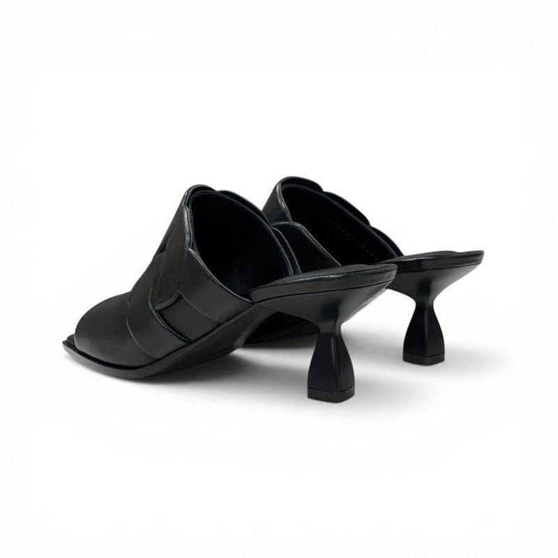 Hermes Hannah 95 Sandals Shoes Leather Black Mules — view 4