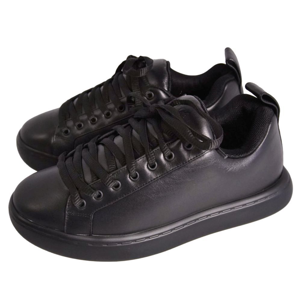 Bottega Veneta Sneakers Pillow — view 2