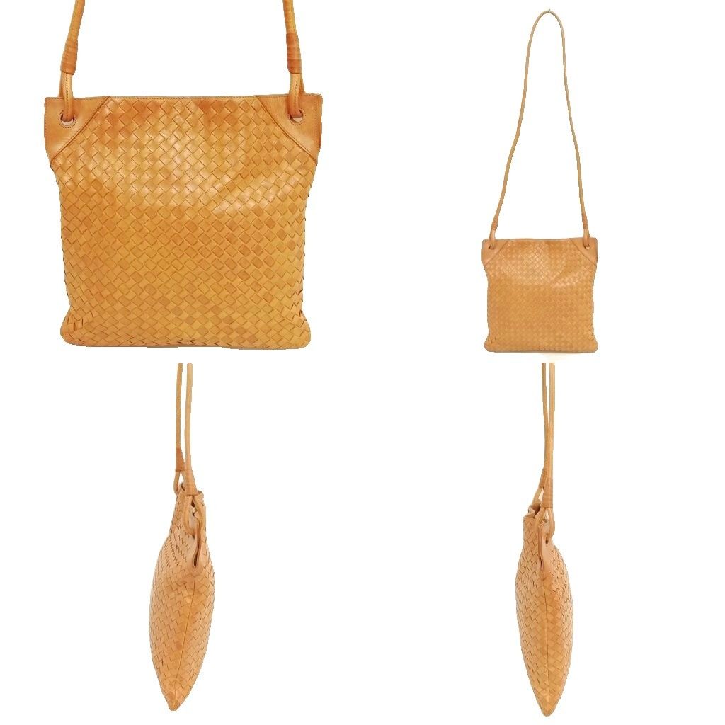 Bottega Veneta Intrecciato Shoulder Bag Vintage Beige — view 3