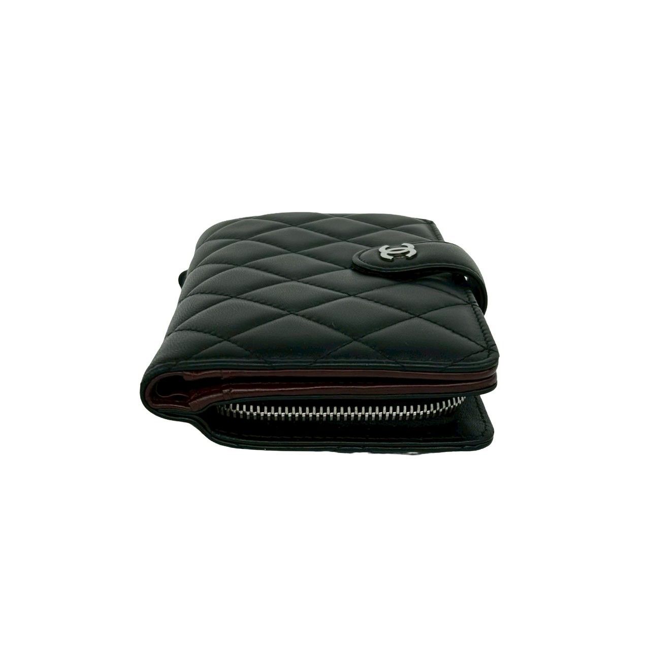 Chanel Card Seal Quilted CC Logo Lambskin Bifold Wallet Black — view 5