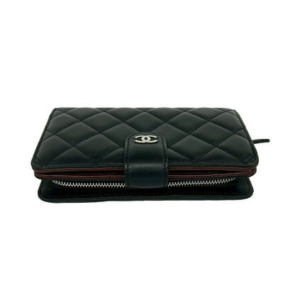 Chanel Card Seal Quilted CC Logo Lambskin Bifold Wallet Black — view 3