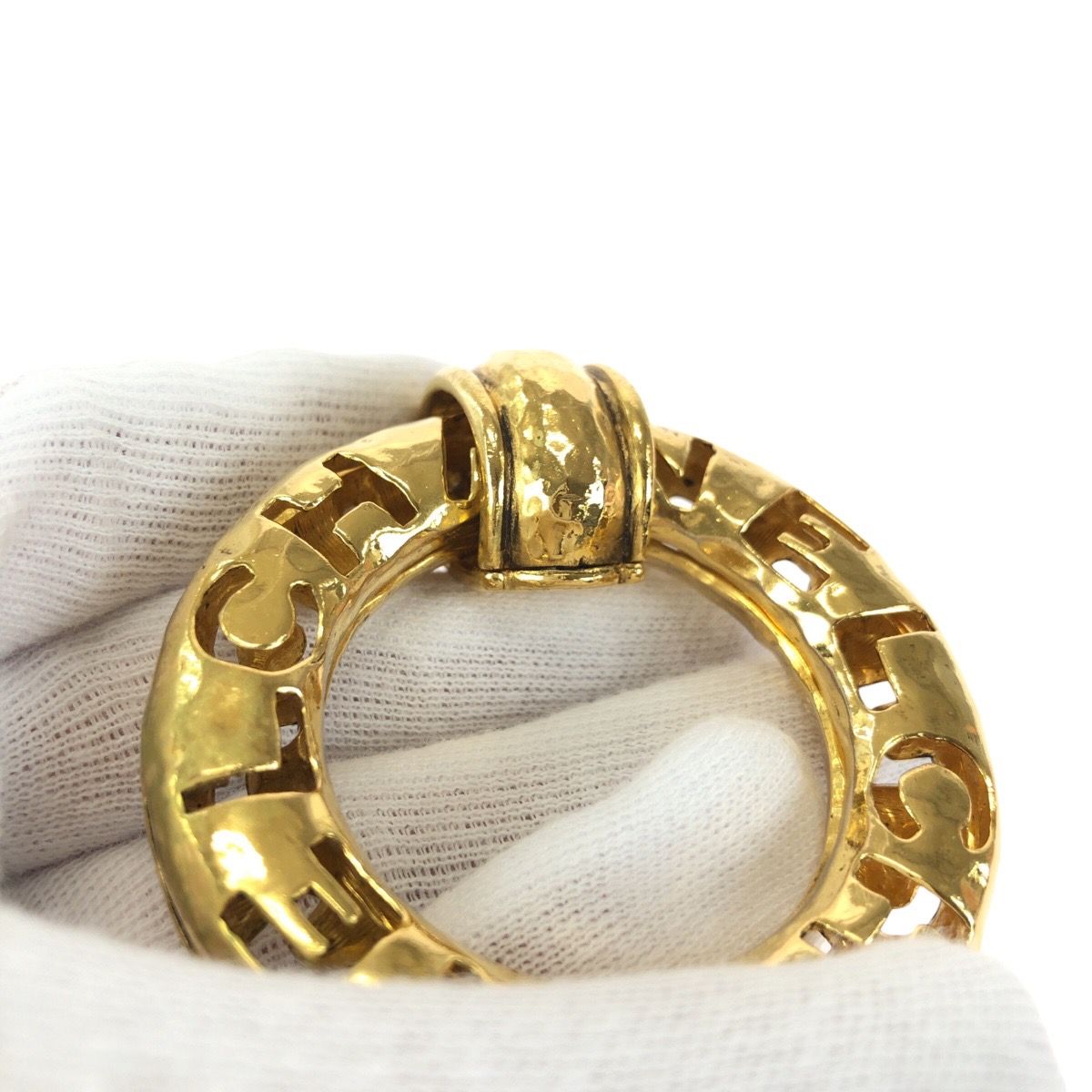 Chanel Vintage Circle Logo CC Gold Plated Necklace — view 6