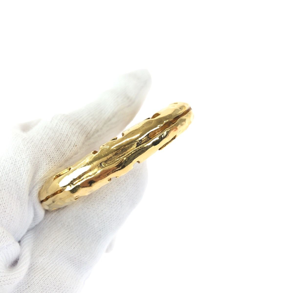 Chanel Vintage Circle Logo CC Gold Plated Necklace — view 7