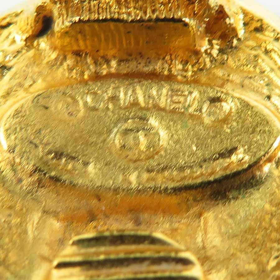 Chanel Earrings Vintee Gold — view 7
