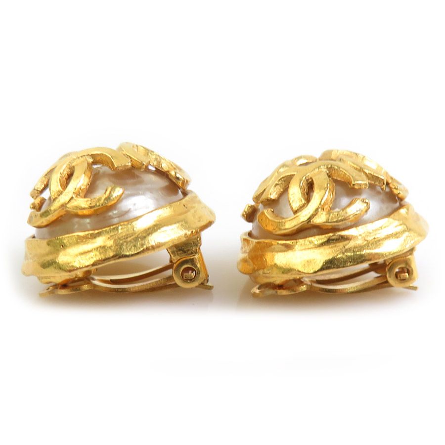 Chanel Earrings Vintee Gold — view 3