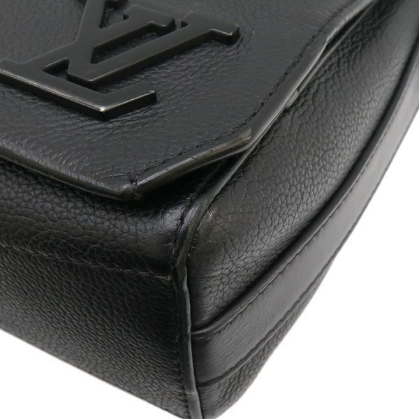 Louis Vuitton Takeoff Messenger — view 3