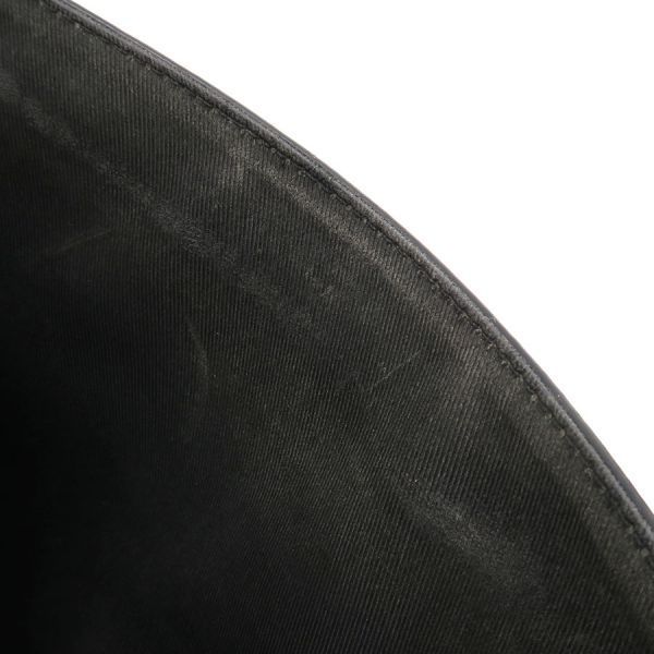 Louis Vuitton Takeoff Messenger — view 7