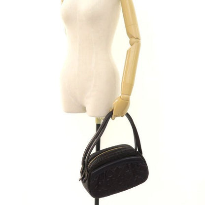 Louis Vuitton Vienna Clara Clutch — view 9