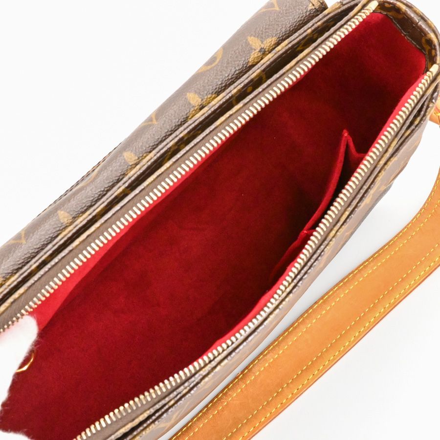 Louis Vuitton Shoulder Bag Viva Cite GM — view 4