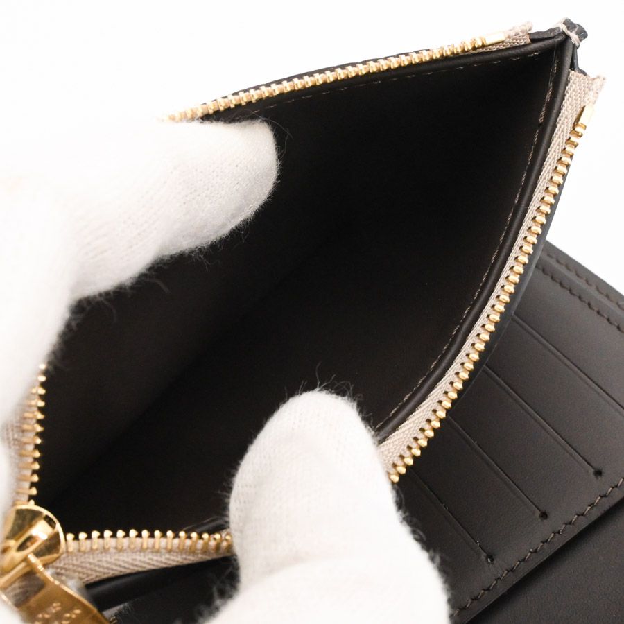 Louis Vuitton Bifold Wallet Portefeuille Capucines Compact — view 6