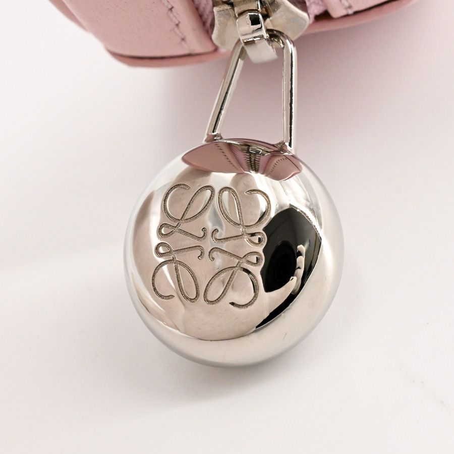 Loewe Pouch Pebble Cookie Key Holder — view 9