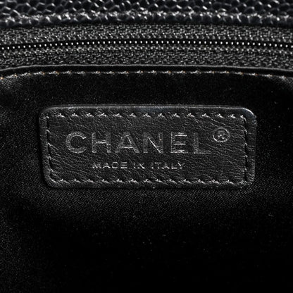 Chanel Tote Grand Shopping GST — view 6