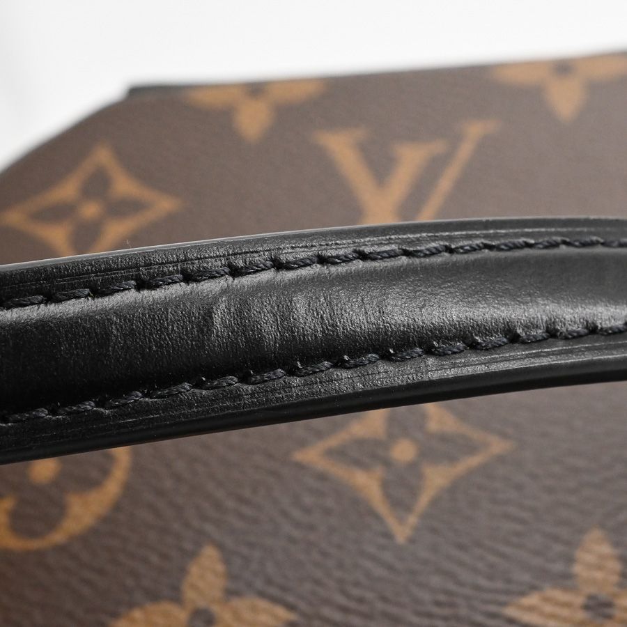 Louis Vuitton Shoulder Bag Cannes — view 8