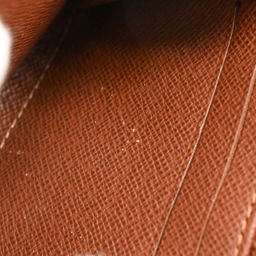 Louis Vuitton Coin Case Zippy Purse — view 8